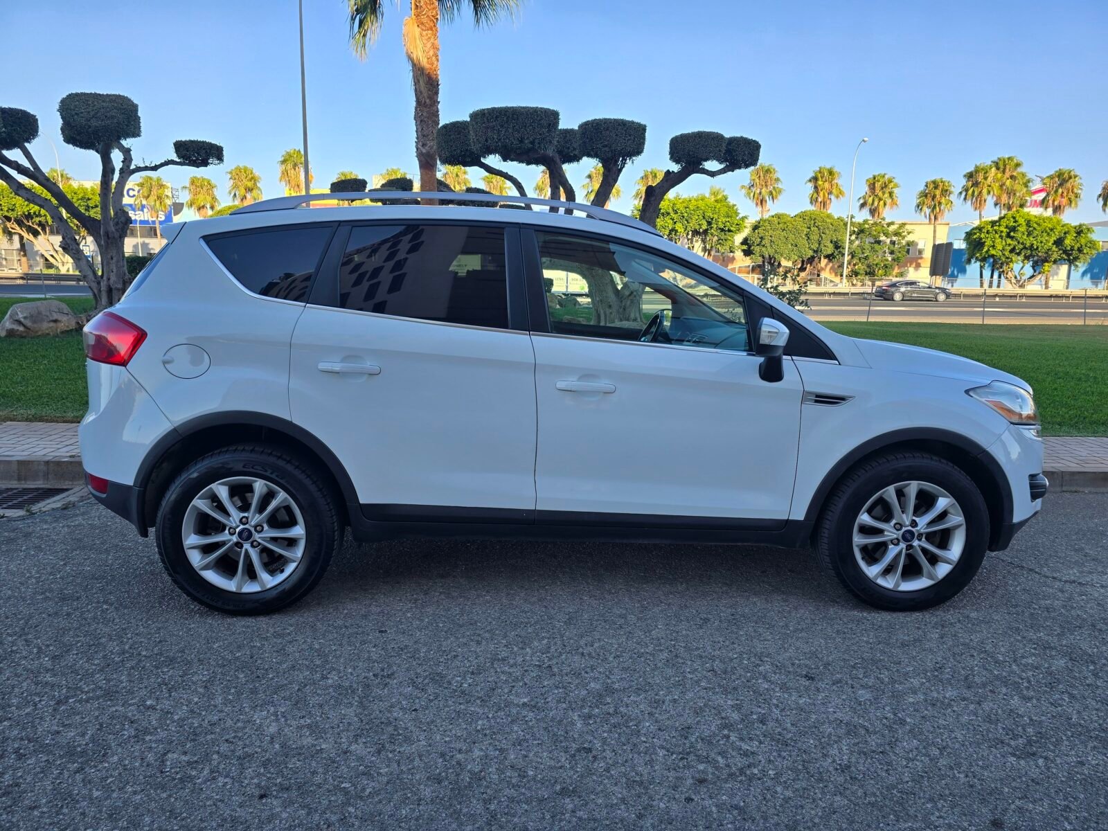 FORD KUGA 2.0TDCI TITANIUM S 140CV 4WD POWERSHIFT