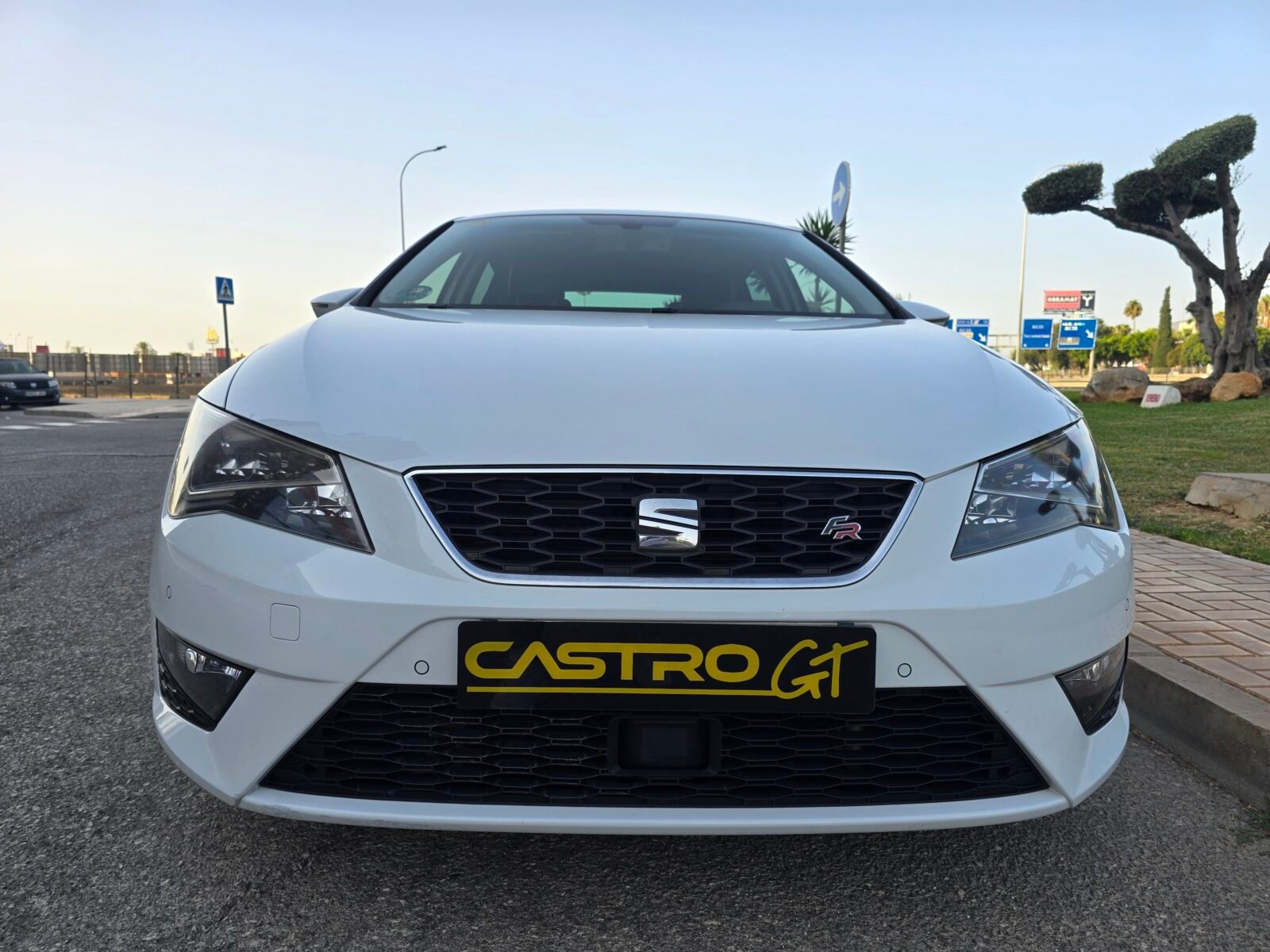 SEAT LEON FR 1.8 TSI DSG-7 180CV 