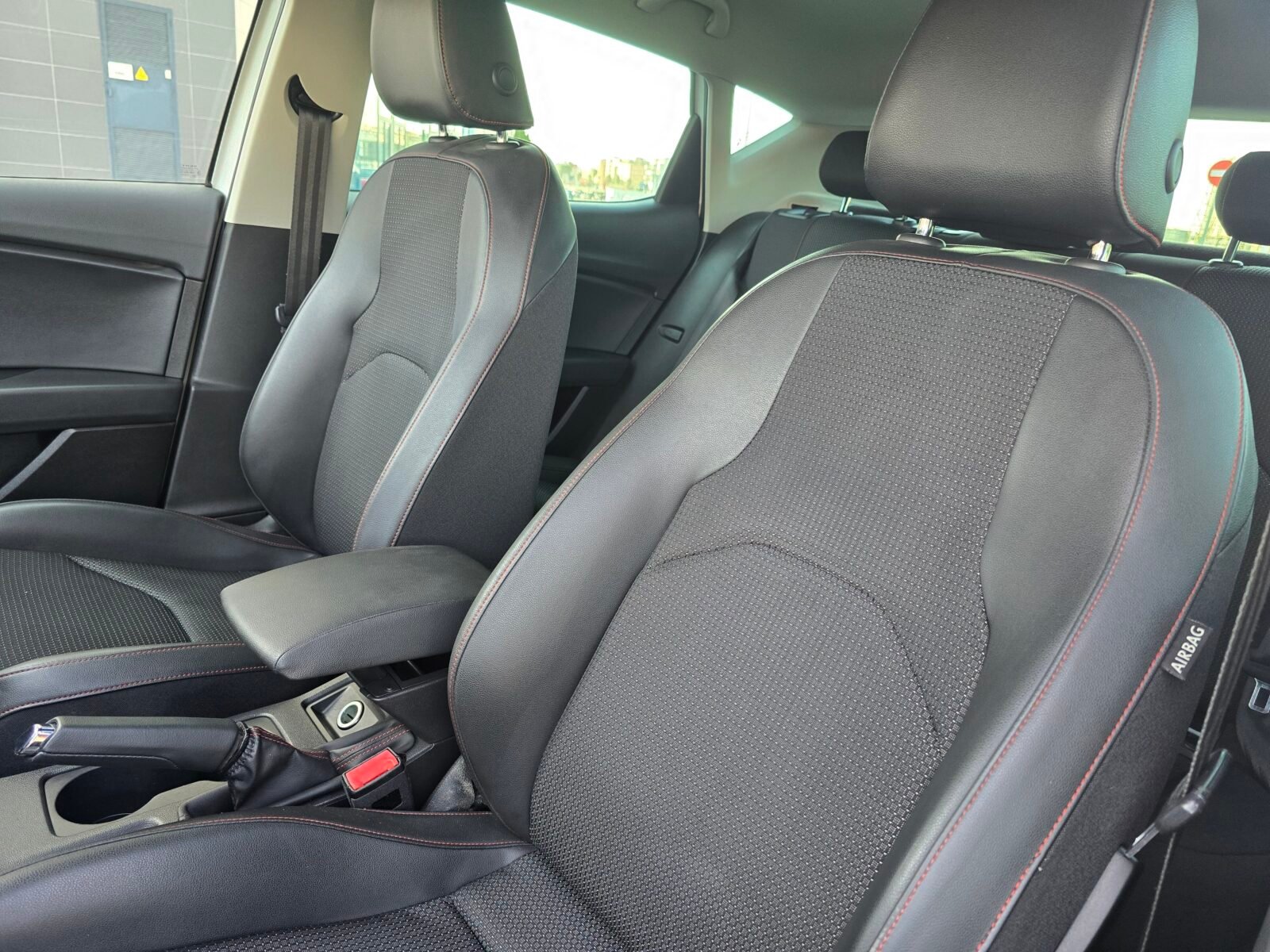 SEAT LEON FR 1.8 TSI DSG-7 180CV 