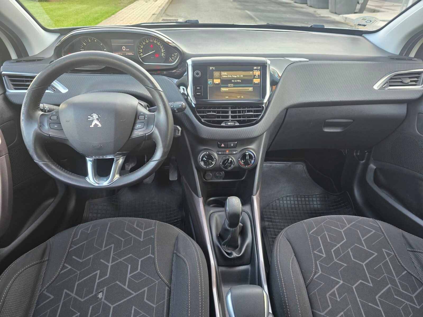 PEUGEOT 2008 1.2 STYLE 82CV