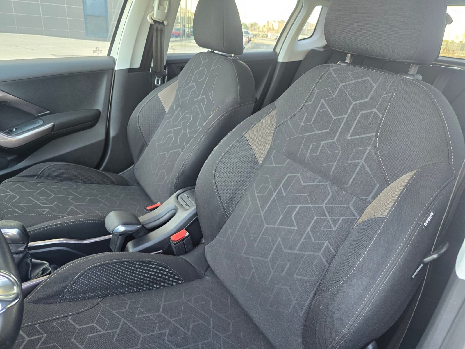 PEUGEOT 2008 1.2 STYLE 82CV