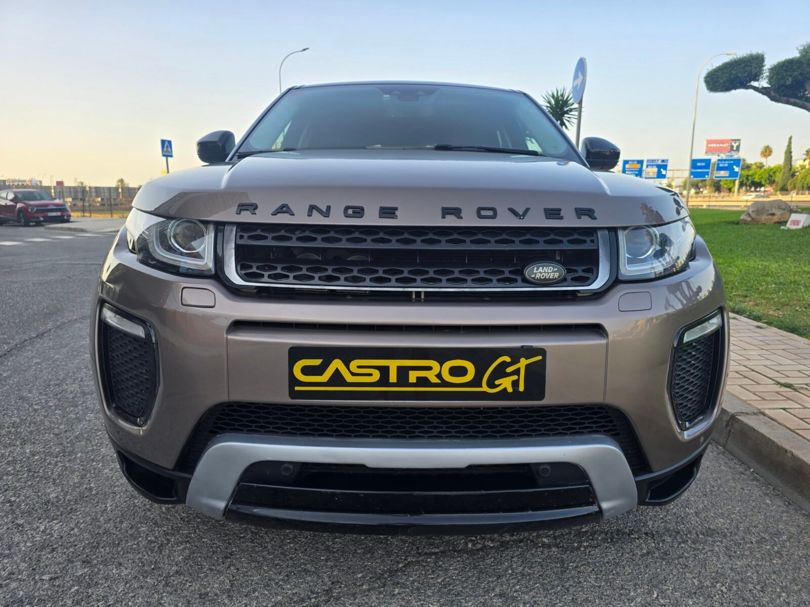 LAND-ROVER RANGE ROVER EVOQUE 2.0L 4WD DYNAMIC 150CV