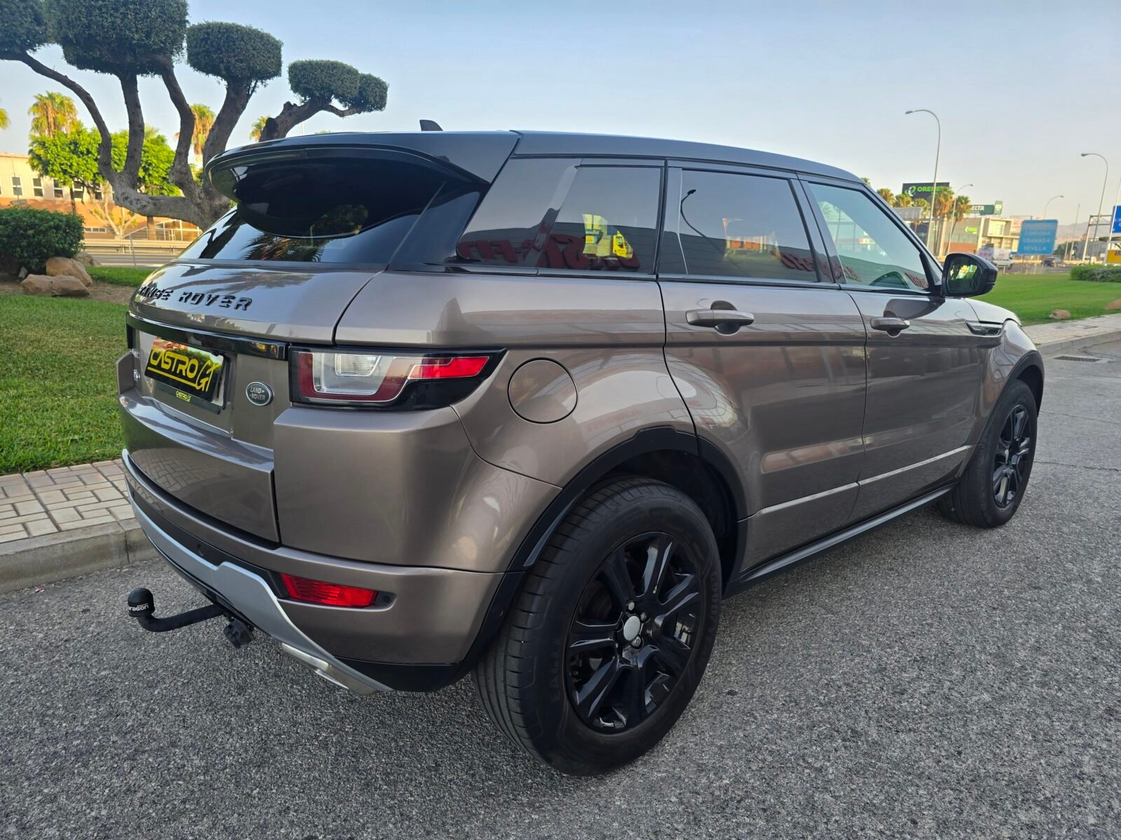 LAND-ROVER RANGE ROVER EVOQUE 2.0L 4WD DYNAMIC 150CV
