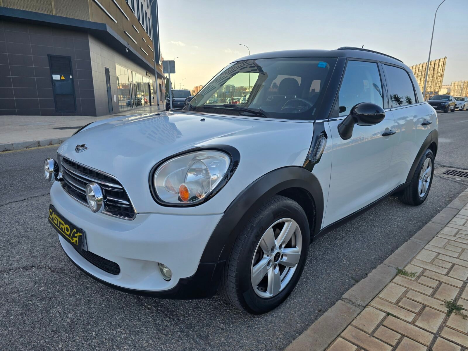 MINI COUNTRYMAN ONE D 90CV