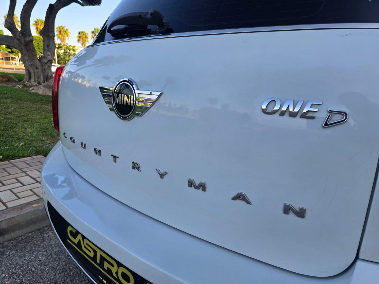 MINI COUNTRYMAN ONE D 90CV