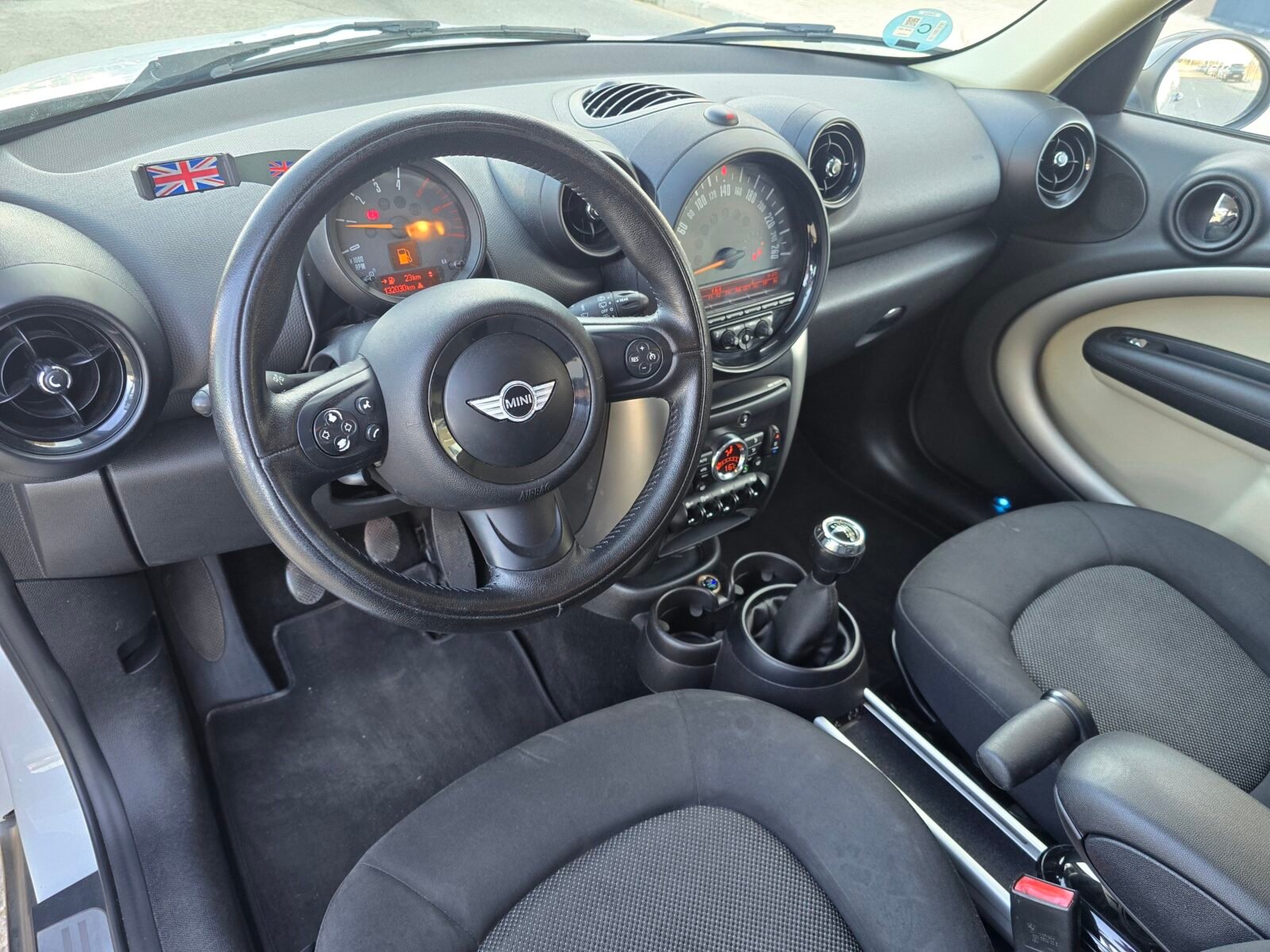 MINI COUNTRYMAN ONE D 90CV