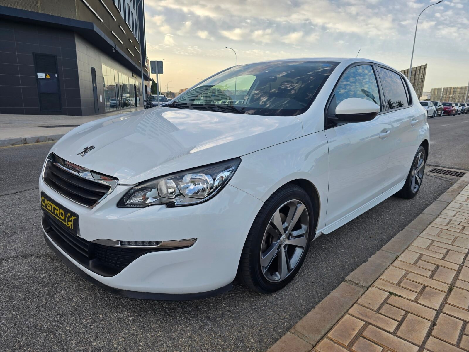 PEUGEOT 308 1.6 HDI ACTIVE 120CV