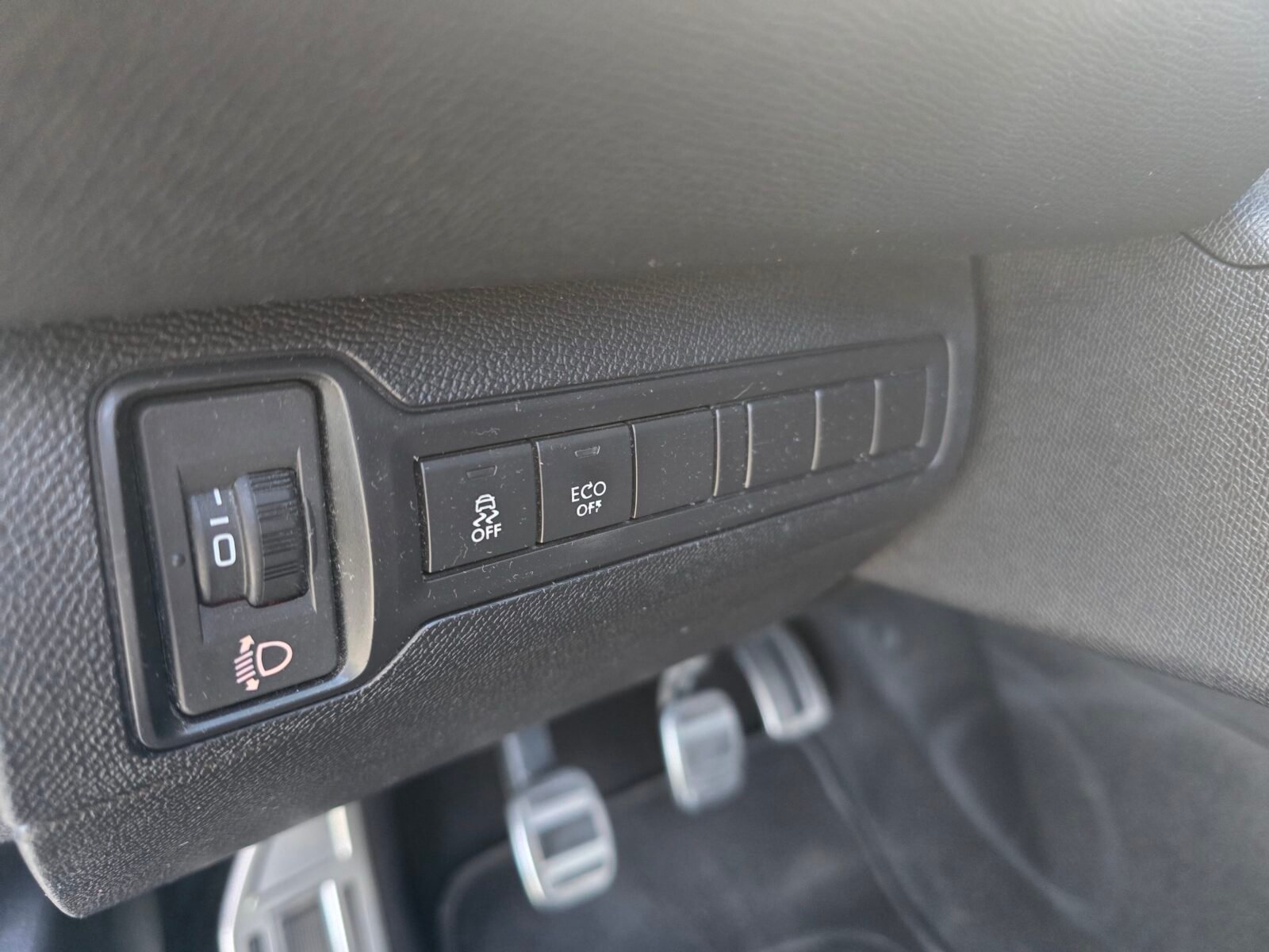 PEUGEOT 308 1.6 HDI ACTIVE 120CV