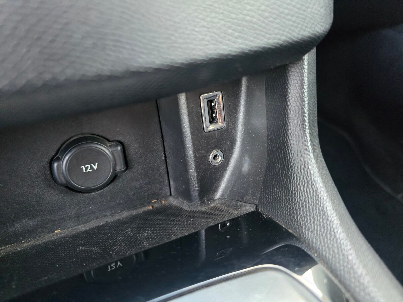 PEUGEOT 308 1.6 HDI ACTIVE 120CV