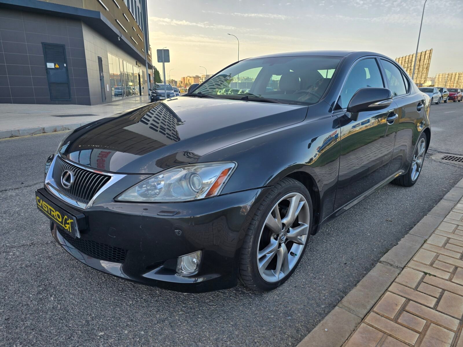 LEXUS IS 220D SPORT 176CV