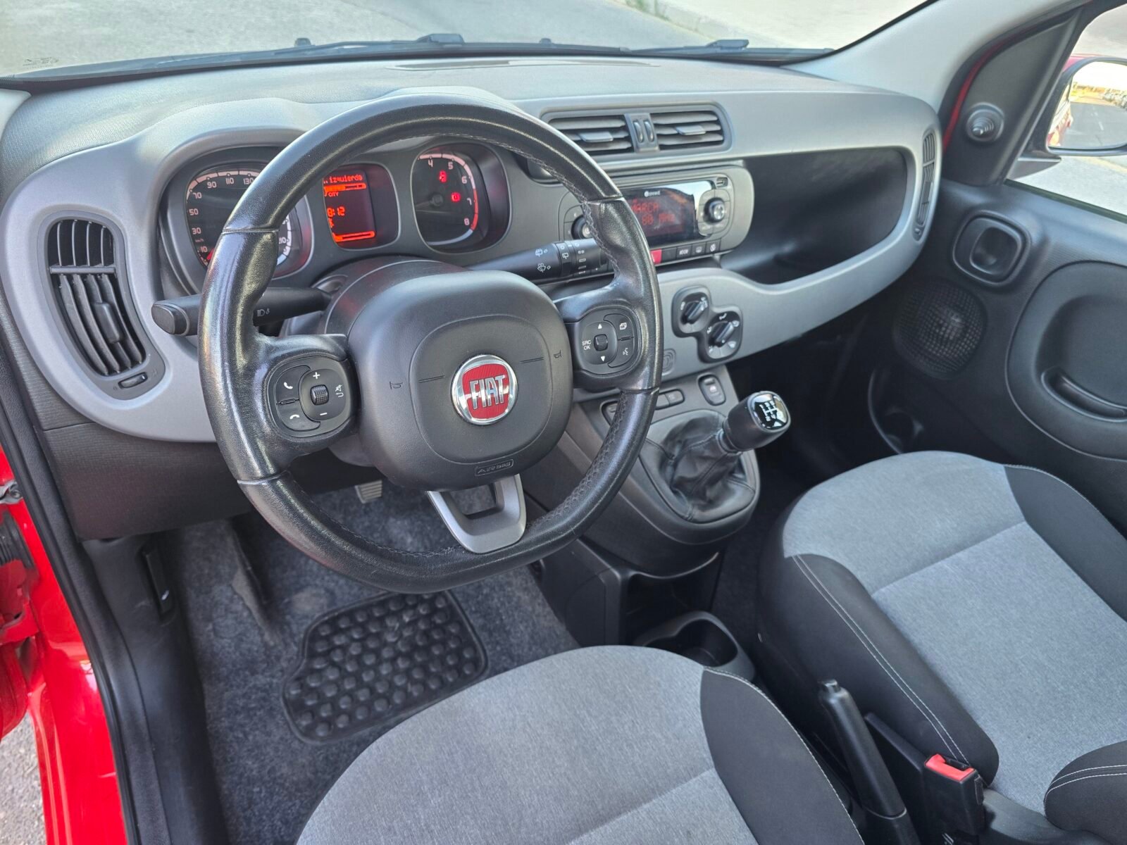 FIAT PANDA 1.2 LOUNGE 69CV