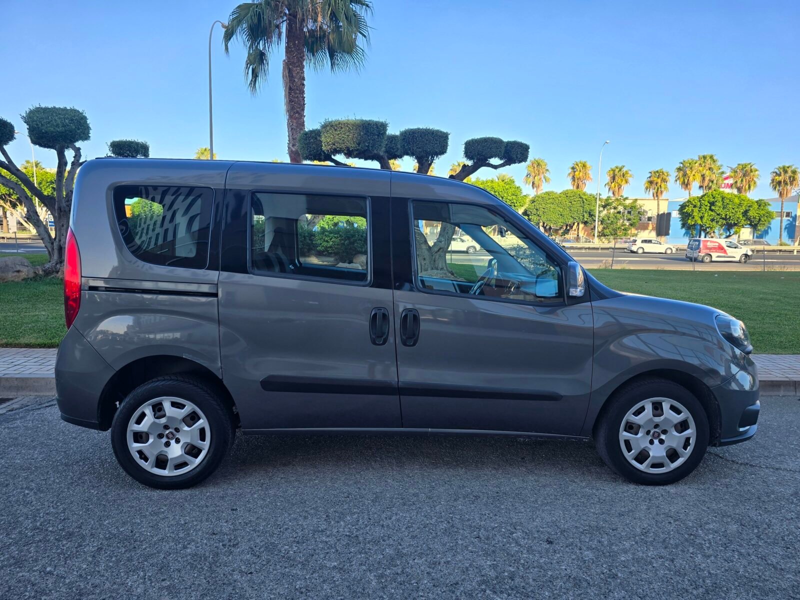 FIAT DOBLO 1.6MJET LOUNGE 95CV