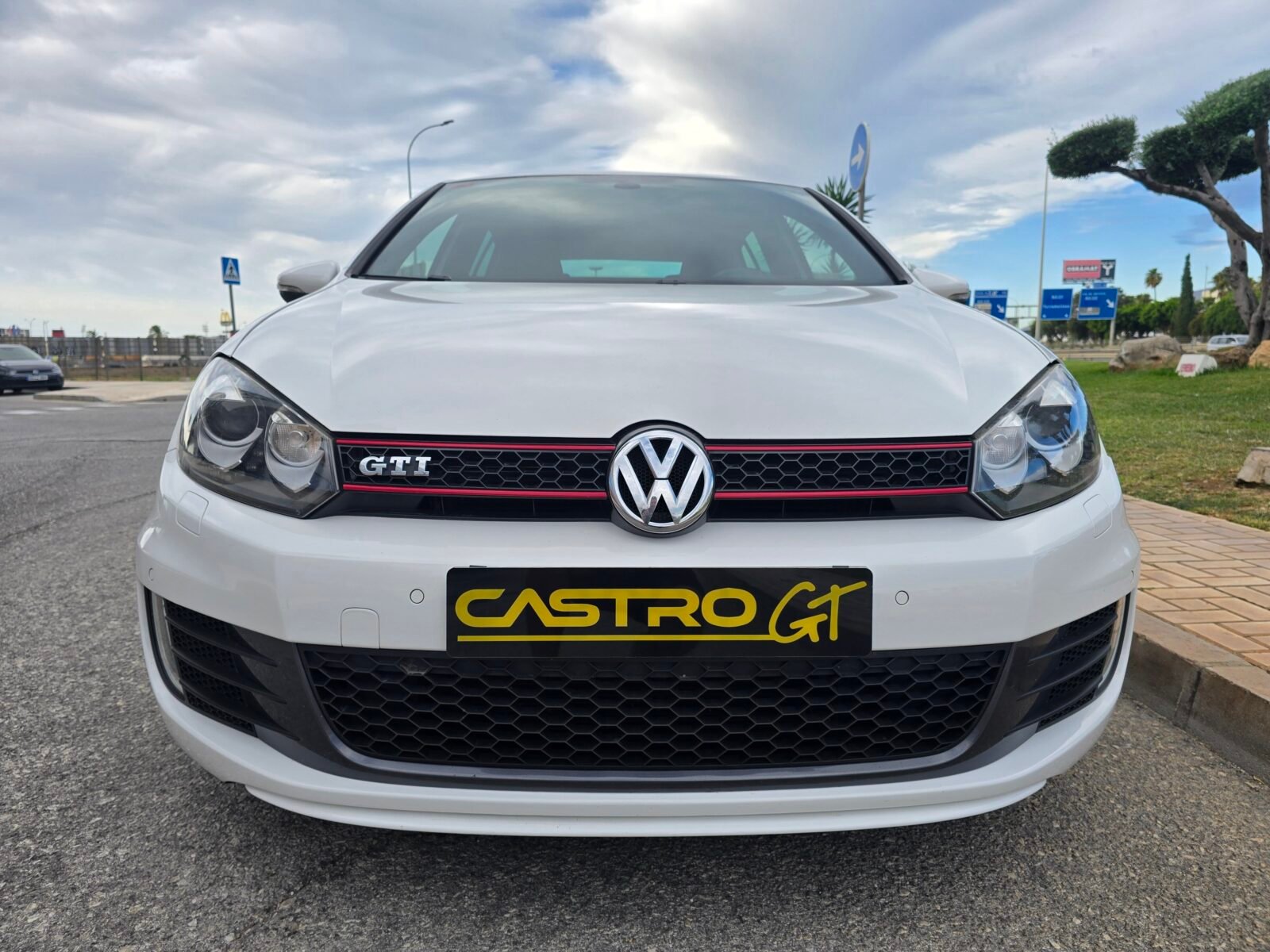 VOLKSWAGEN Golf GTI 2.0TSI 210CV