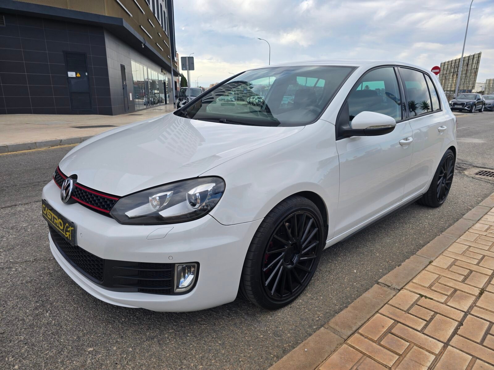 VOLKSWAGEN Golf GTI 2.0TSI 210CV