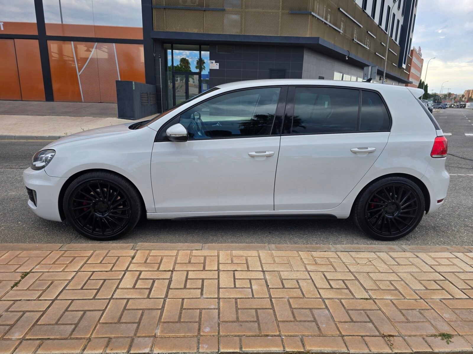 VOLKSWAGEN Golf GTI 2.0TSI 210CV