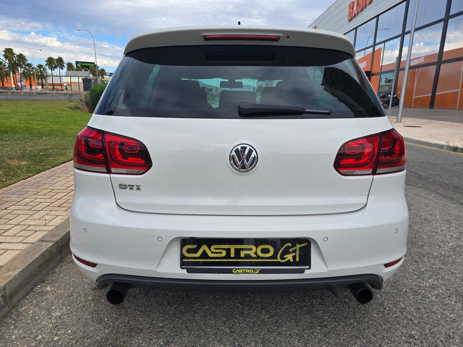 VOLKSWAGEN Golf GTI 2.0TSI 210CV