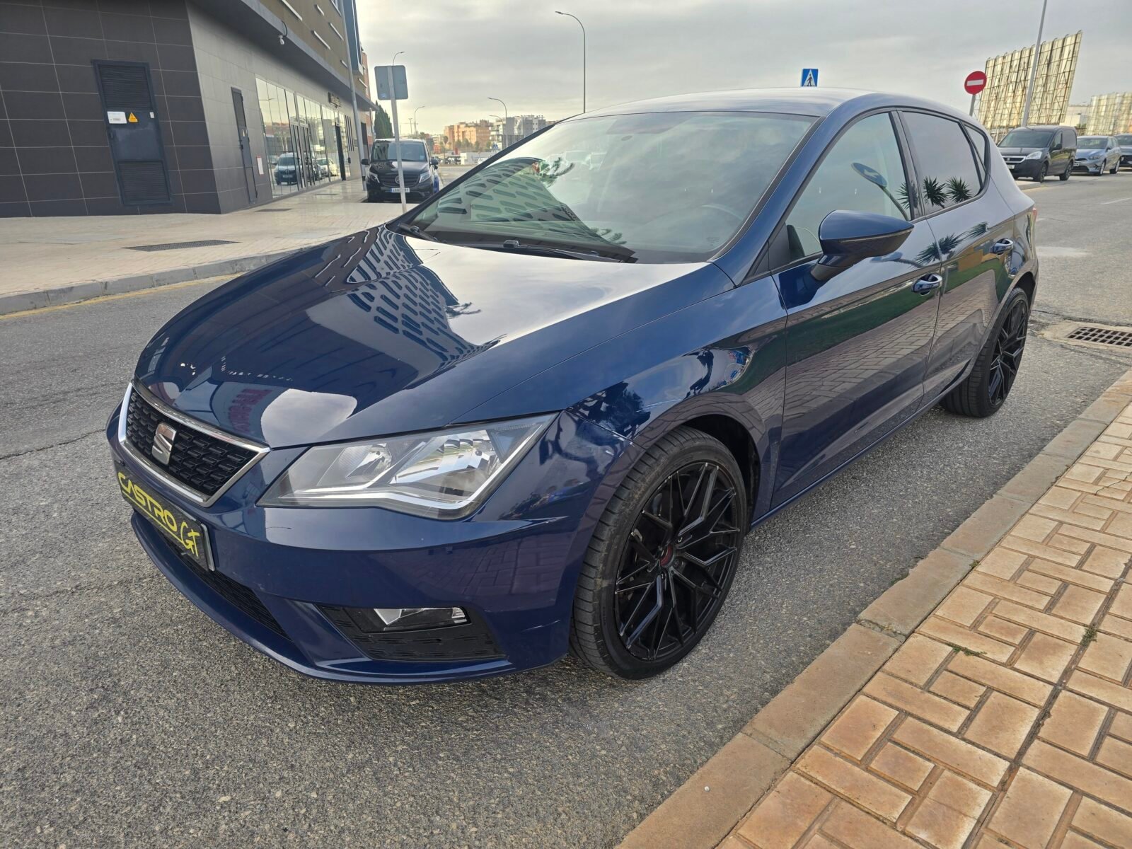 SEAT LEON 1.6TDI DSG STYLE 115CV
