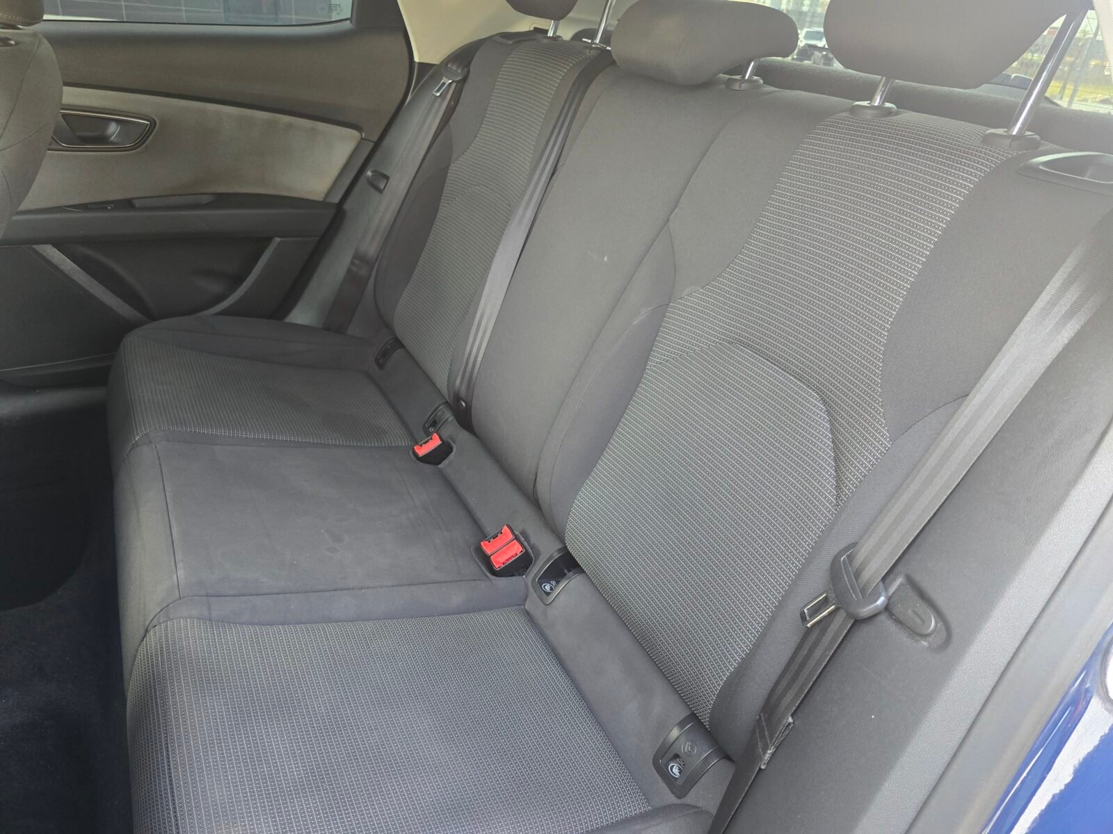 SEAT LEON 1.6TDI DSG STYLE 115CV