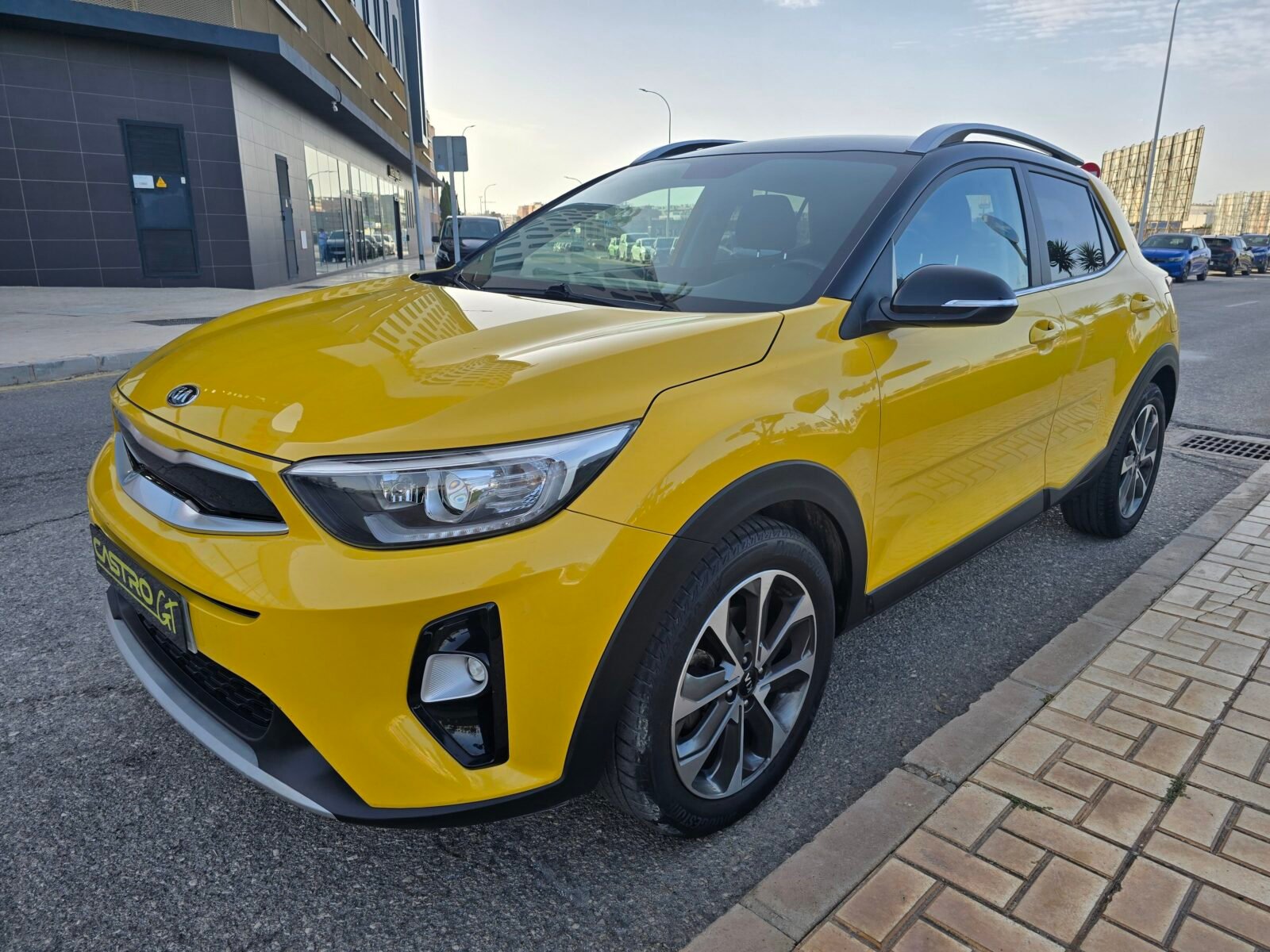KIA STONIC 1.0 TGDI BLACK EDITION 100CV