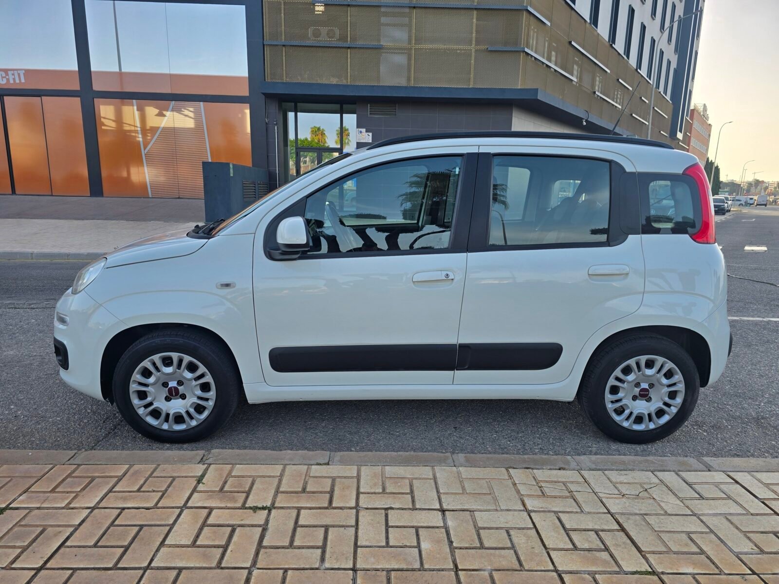 FIAT PANDA 1.2 LOUNGE 69CV