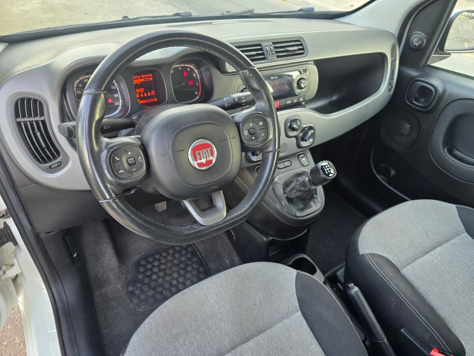 FIAT PANDA 1.2 LOUNGE 69CV