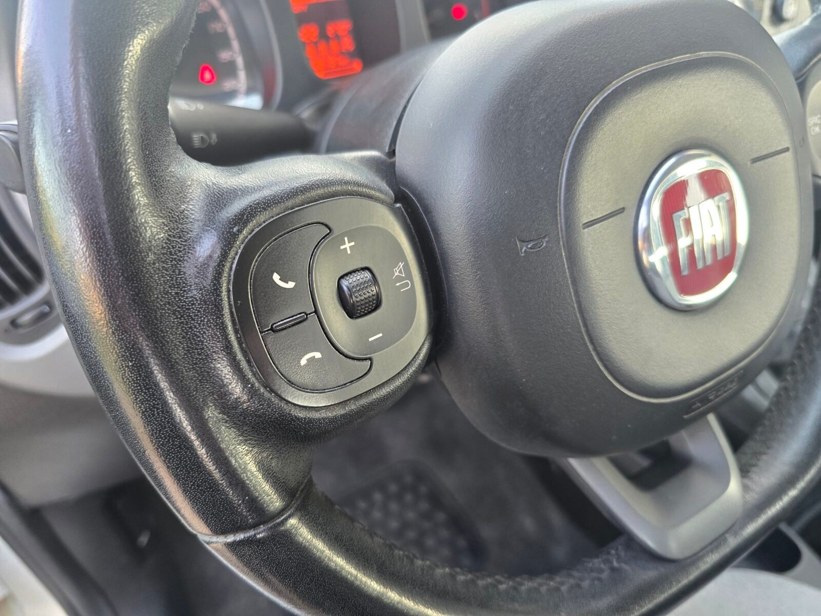 FIAT PANDA 1.2 LOUNGE 69CV