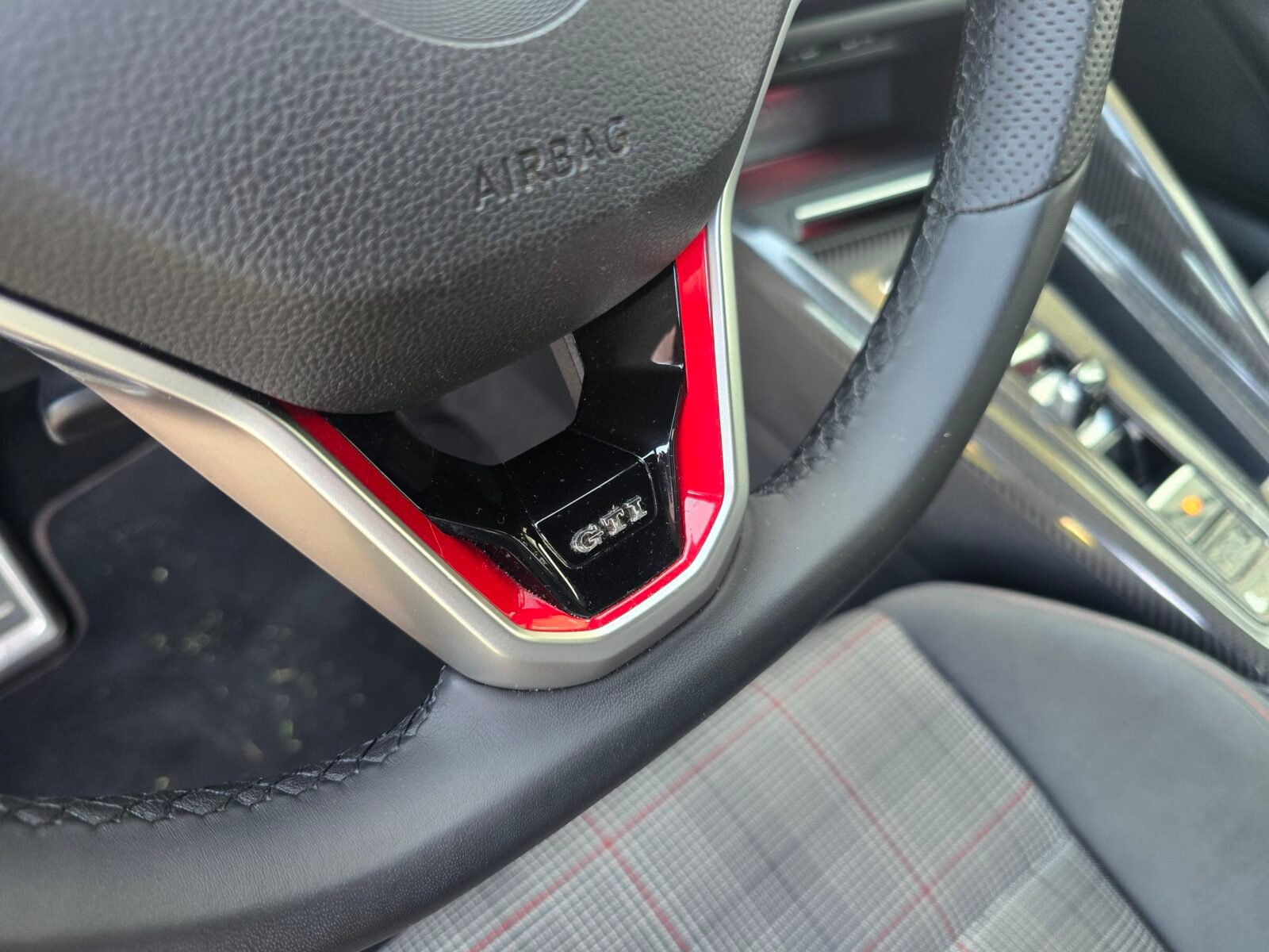 VOLKSWAGEN Golf GTI 2.0TSI DSG 245CV