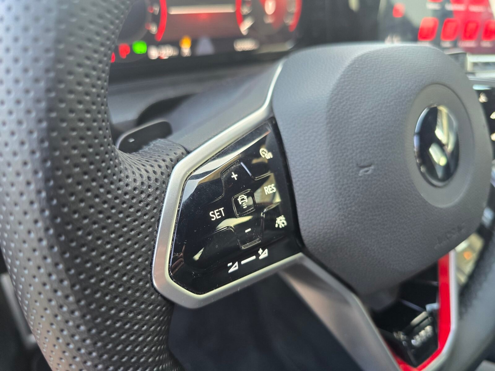 VOLKSWAGEN Golf GTI 2.0TSI DSG 245CV