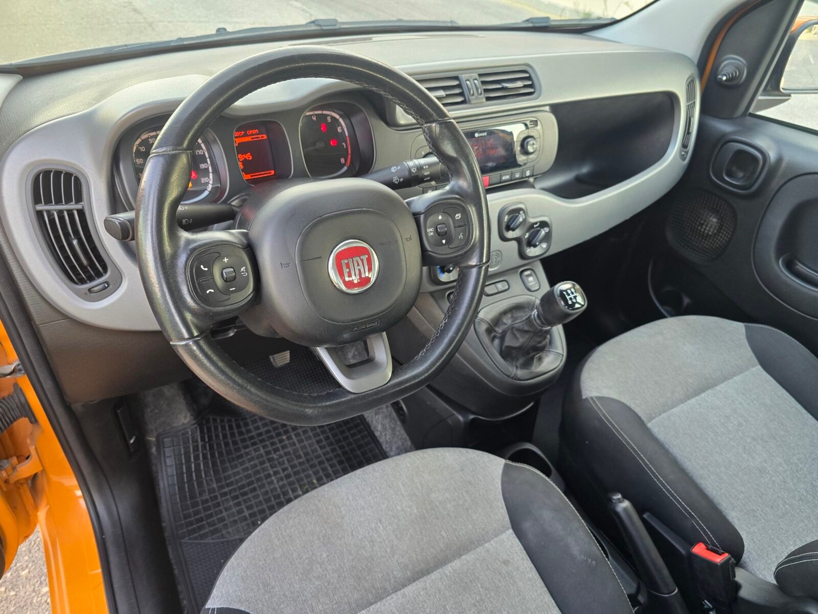FIAT PANDA 1.2 LOUNGE 69CV
