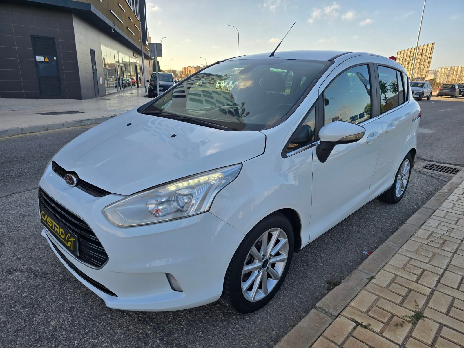 FORD B-MAX 1.5TDCI TITANIUM 95CV