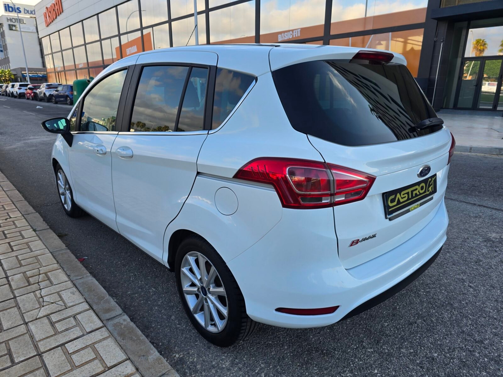FORD B-MAX 1.5TDCI TITANIUM 95CV