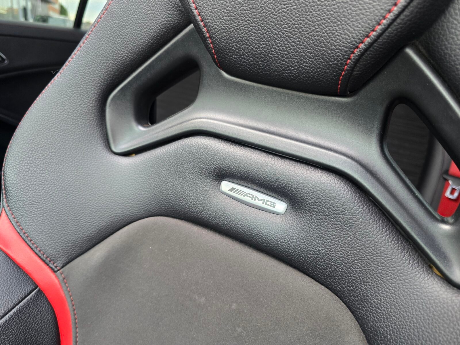 MERCEDES-BENZ CLASE CLA 45 AMG 4MATIC 380CV