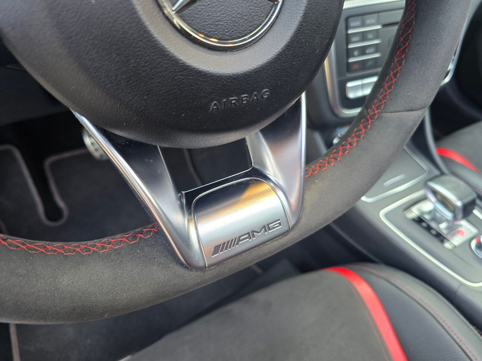 MERCEDES-BENZ CLASE CLA 45 AMG 4MATIC 380CV