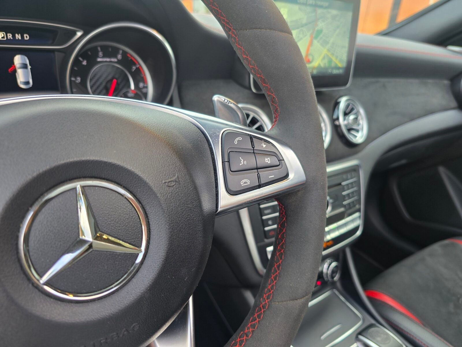 MERCEDES-BENZ CLASE CLA 45 AMG 4MATIC 380CV