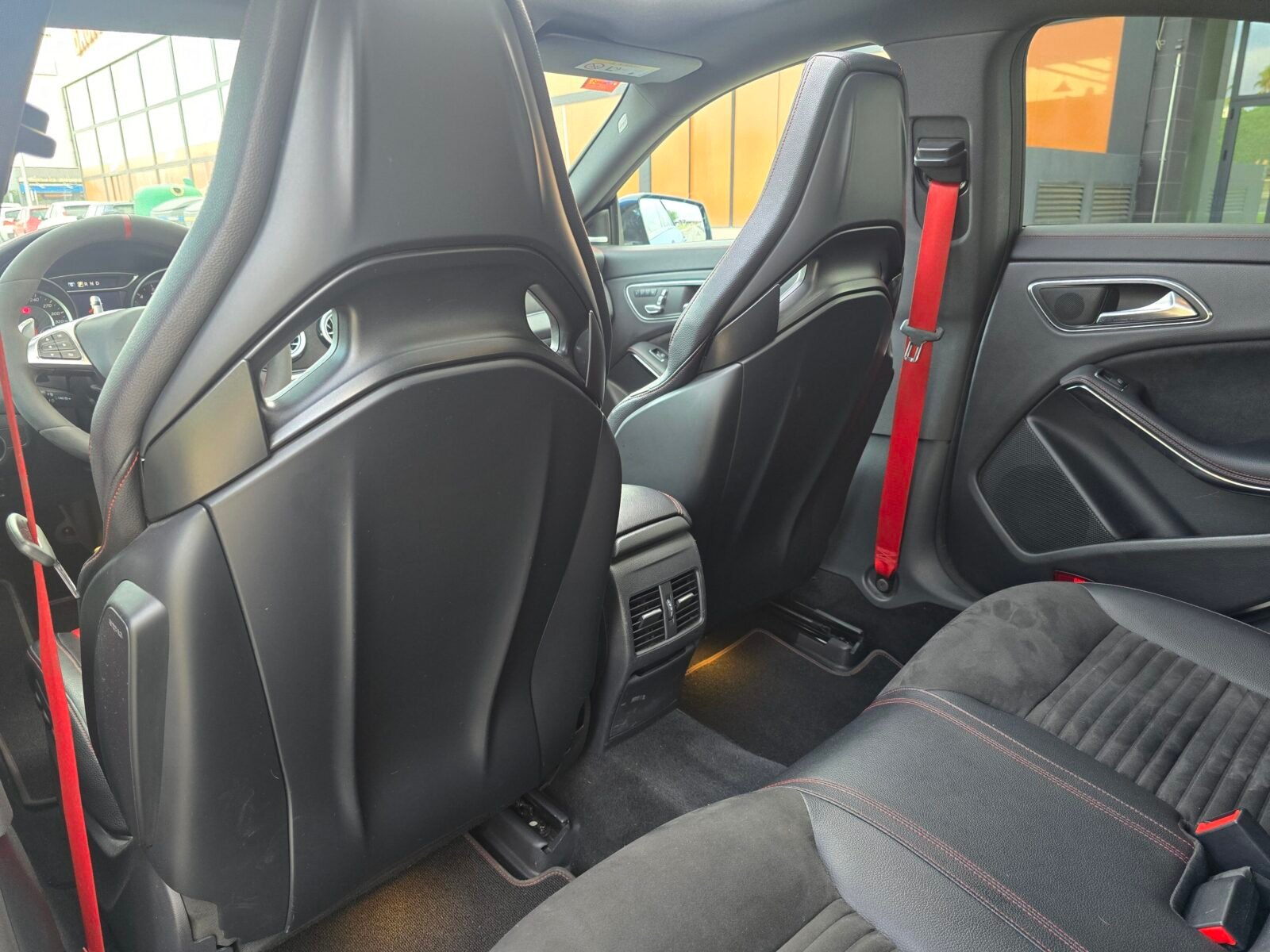 MERCEDES-BENZ CLASE CLA 45 AMG 4MATIC 380CV