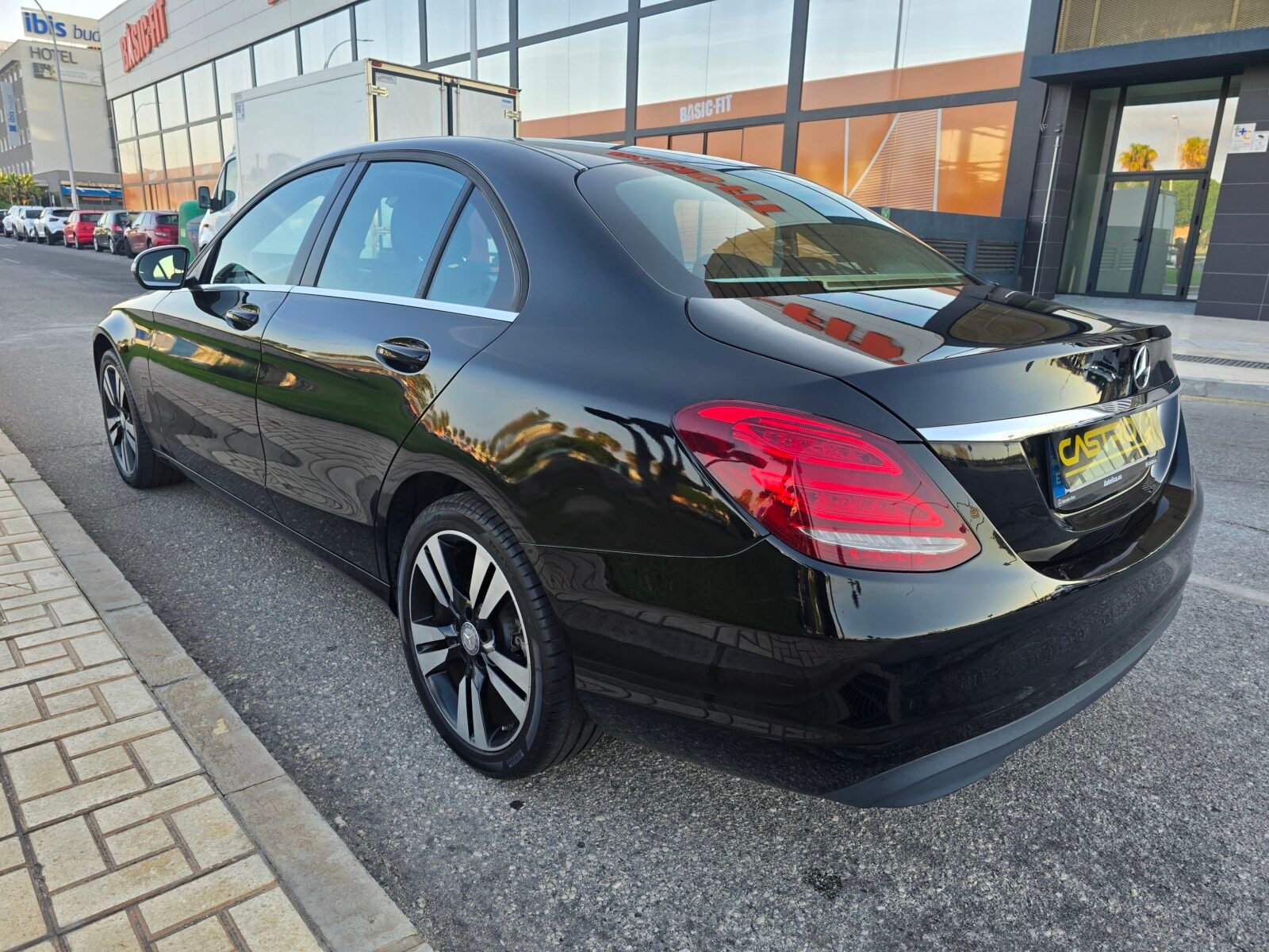MERCEDES-BENZ Clase C 220D BLUETEC 170CV