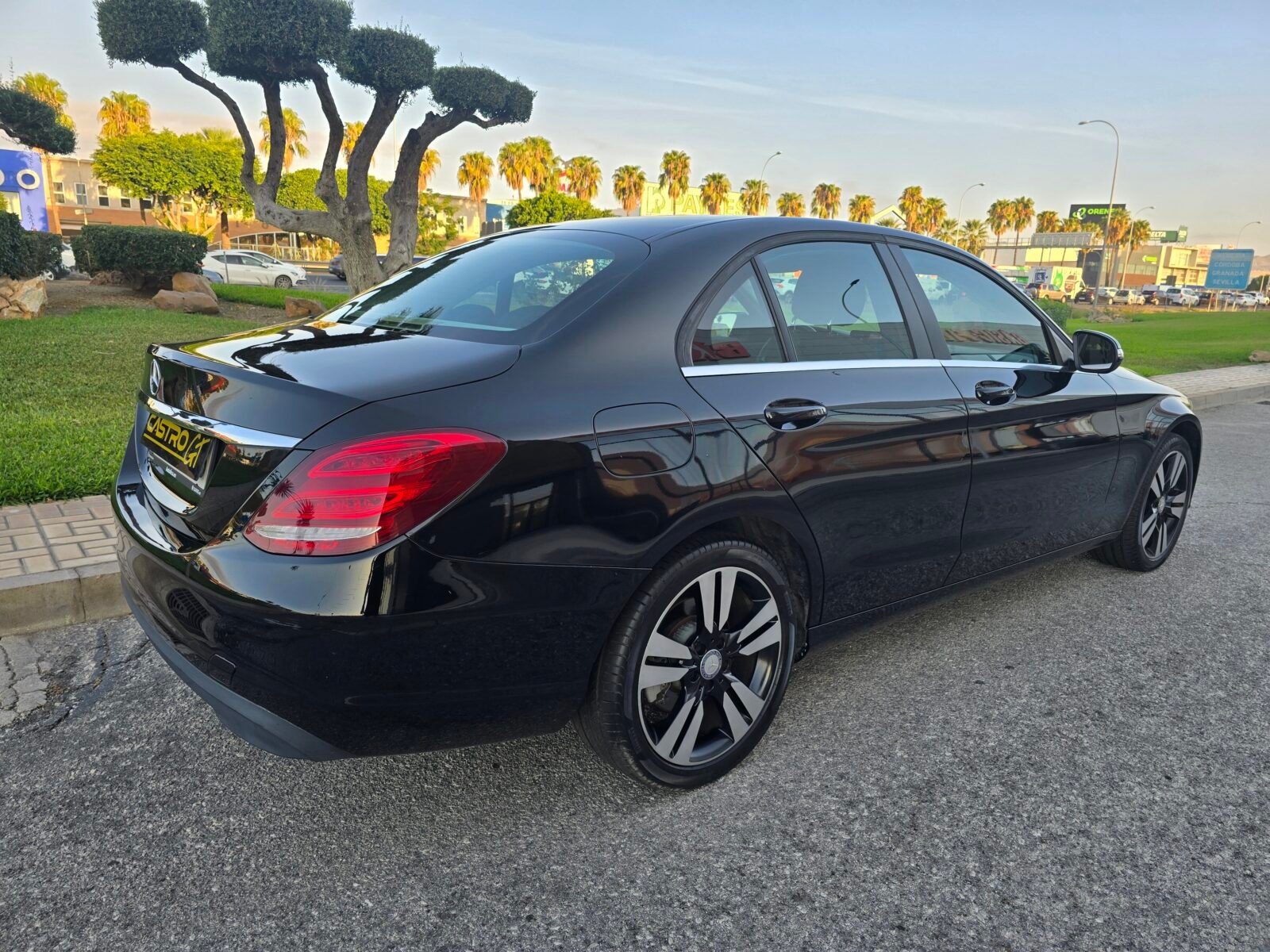 MERCEDES-BENZ Clase C 220D BLUETEC 170CV