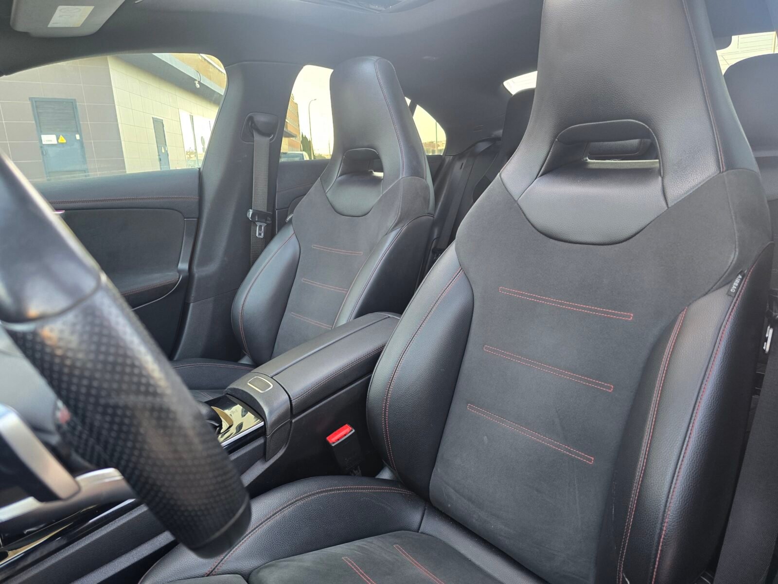 MERCEDES-BENZ CLASE CLA 200 D AMG PACK 150CV