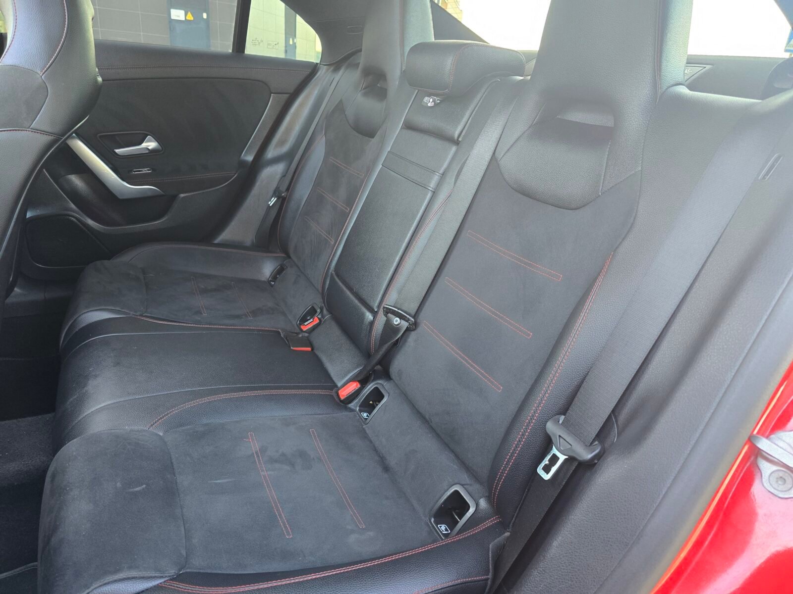 MERCEDES-BENZ CLASE CLA 200 D AMG PACK 150CV