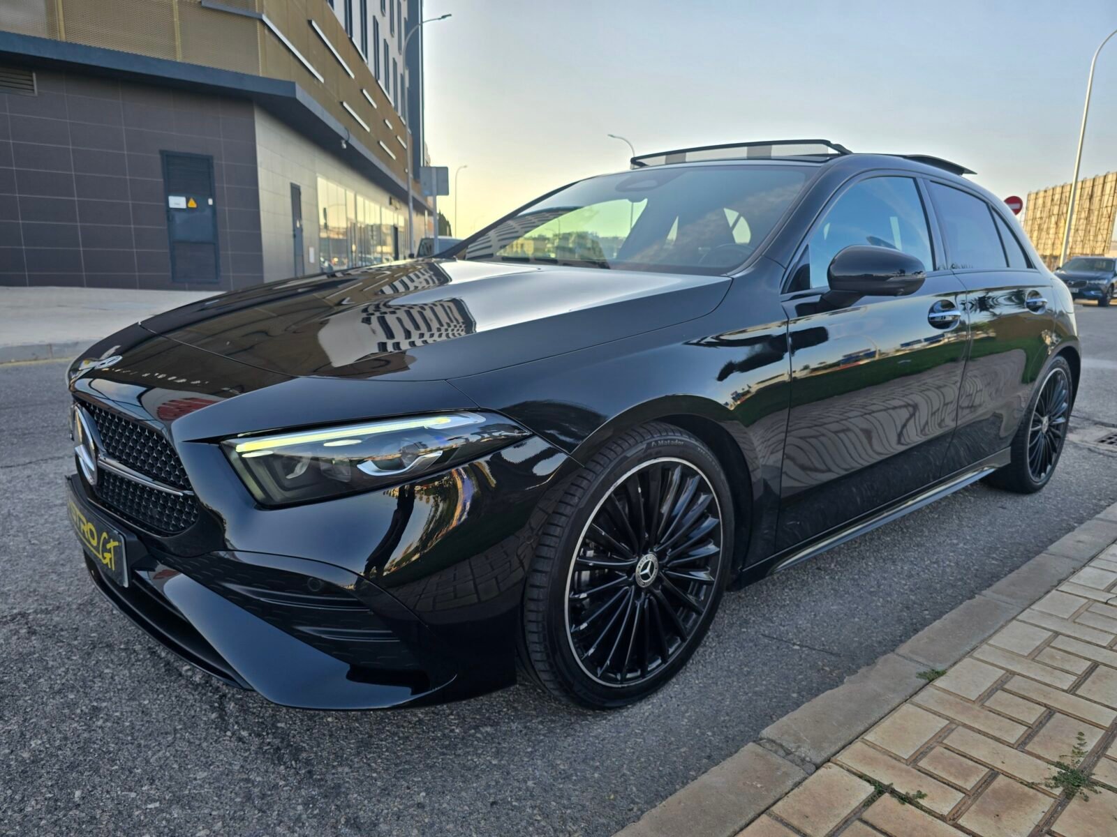MERCEDES-BENZ Clase A 200 AMG PACK 163CV