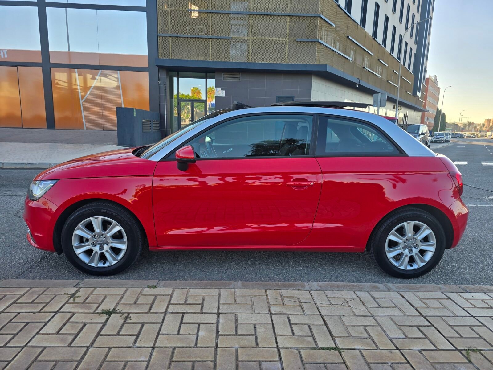AUDI A1 1.2TFSI ATTRACTION 86CV