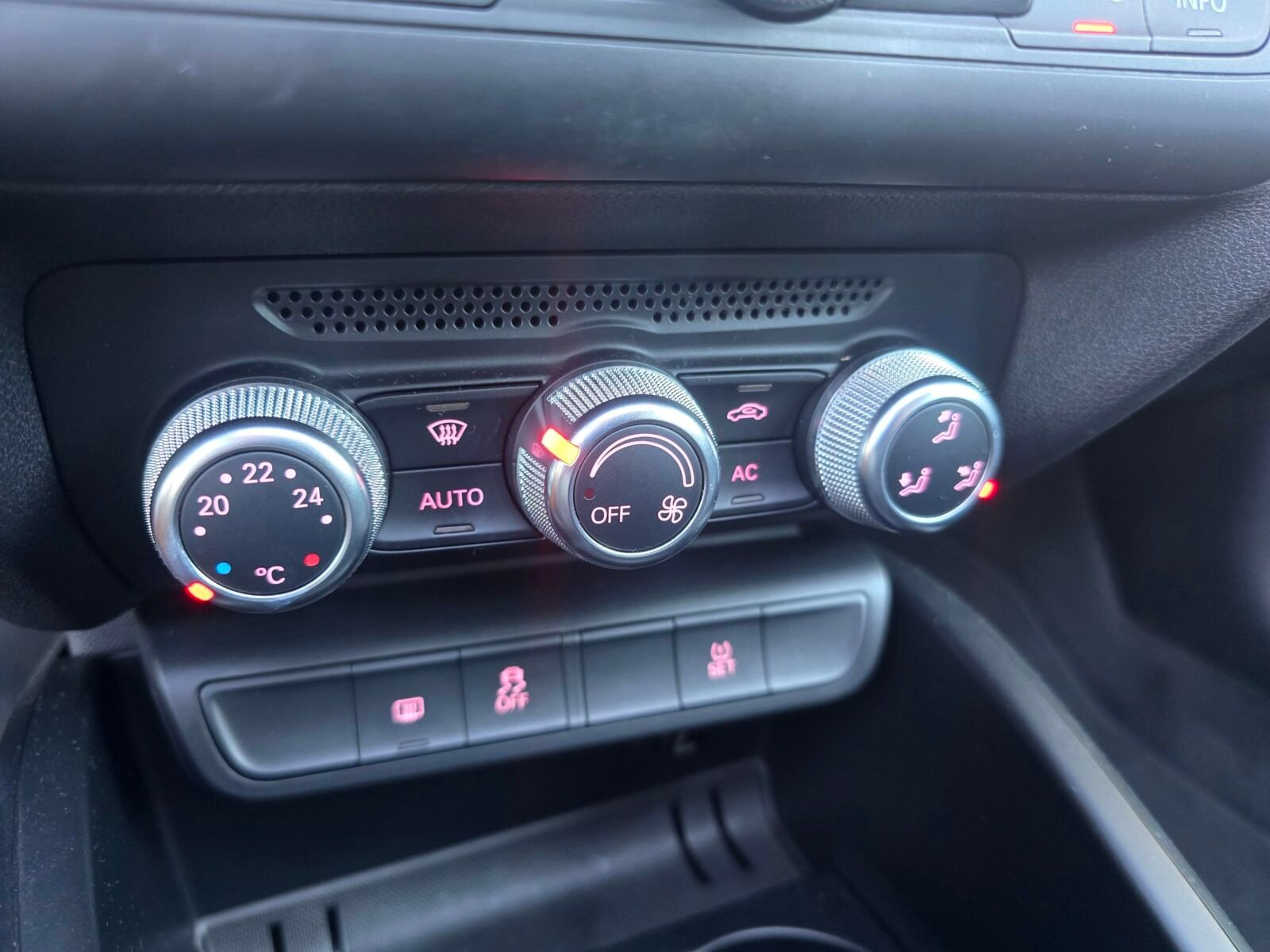 AUDI A1 1.2TFSI ATTRACTION 86CV