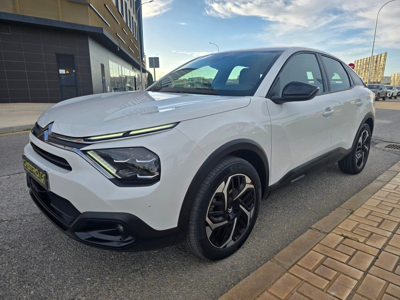 CITROEN C4 1.2 PLUS 130CV