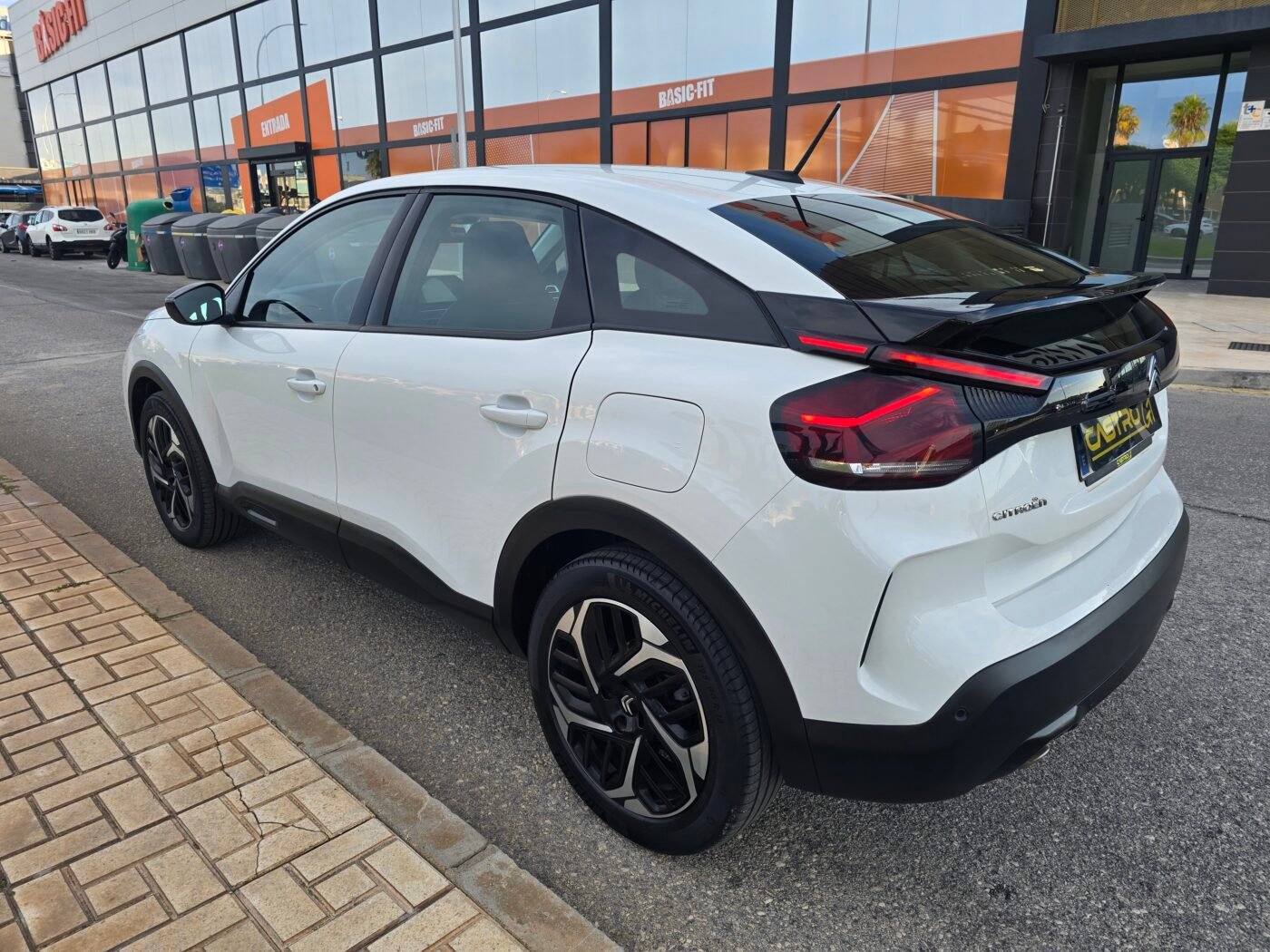 CITROEN C4 1.2 PLUS 130CV