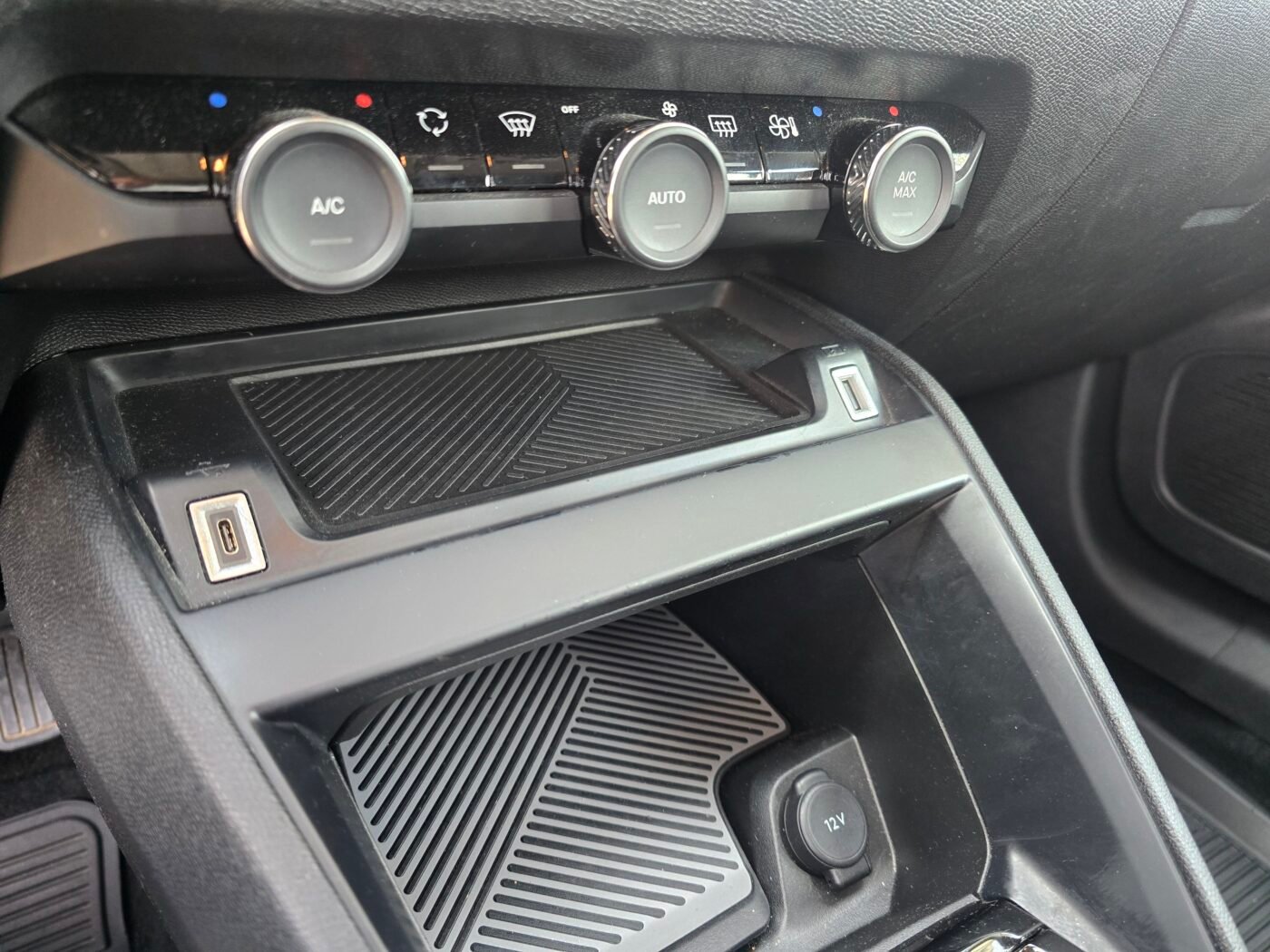 CITROEN C4 1.2 PLUS 130CV